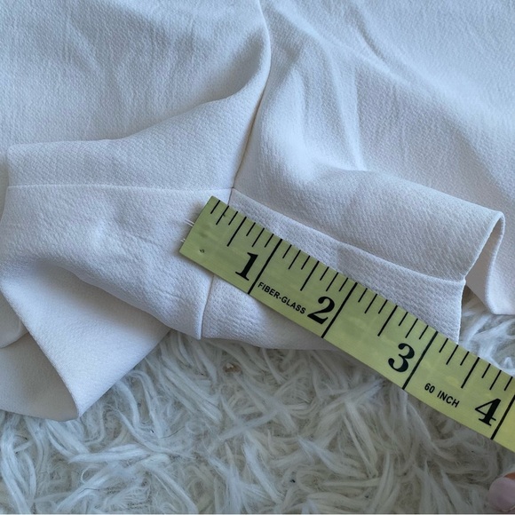 Aritzia Wilfred Anthem Short - Picture 8 of 9